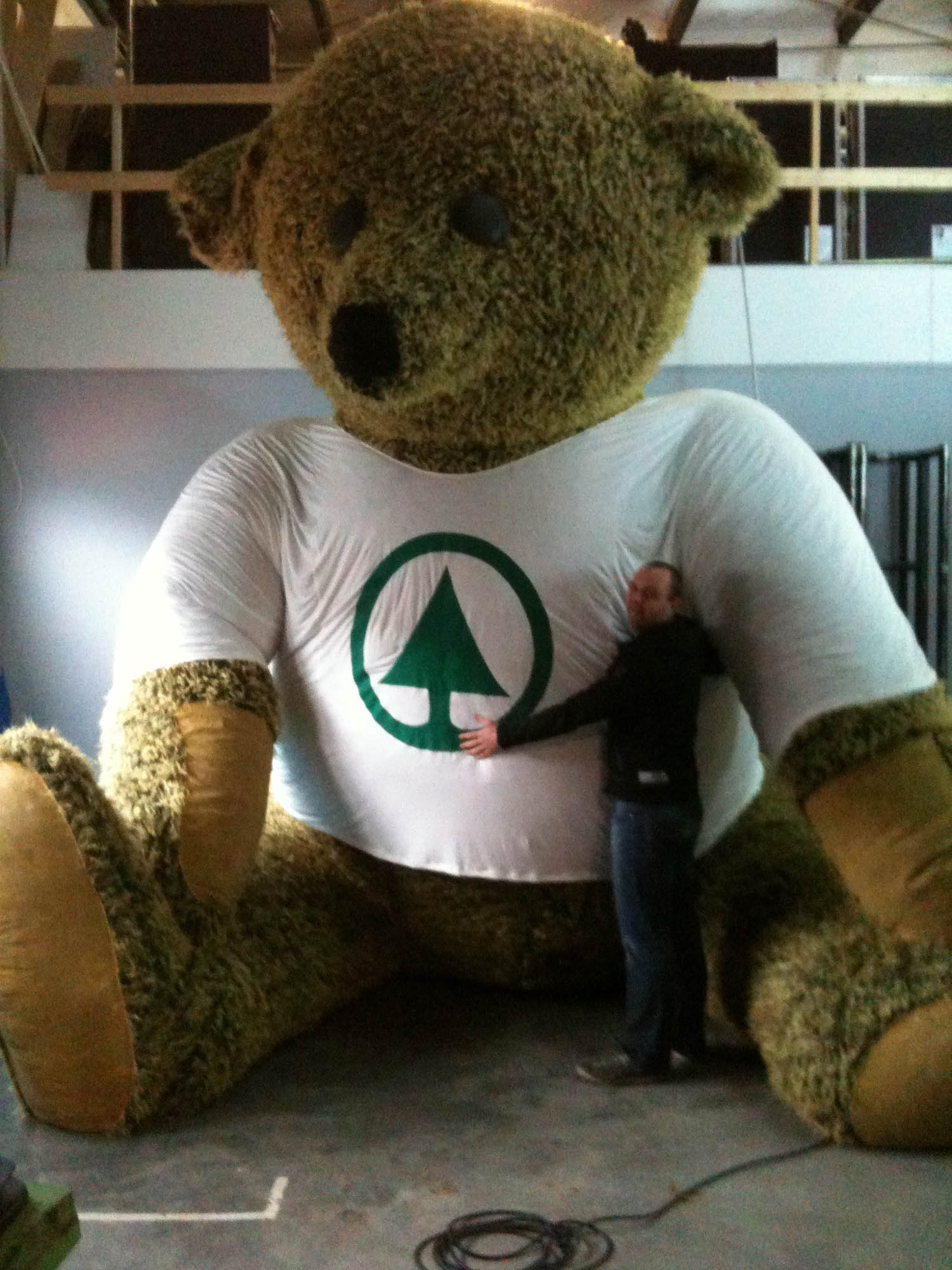 Voorstelling Jong & onschuldig, NNT 2005