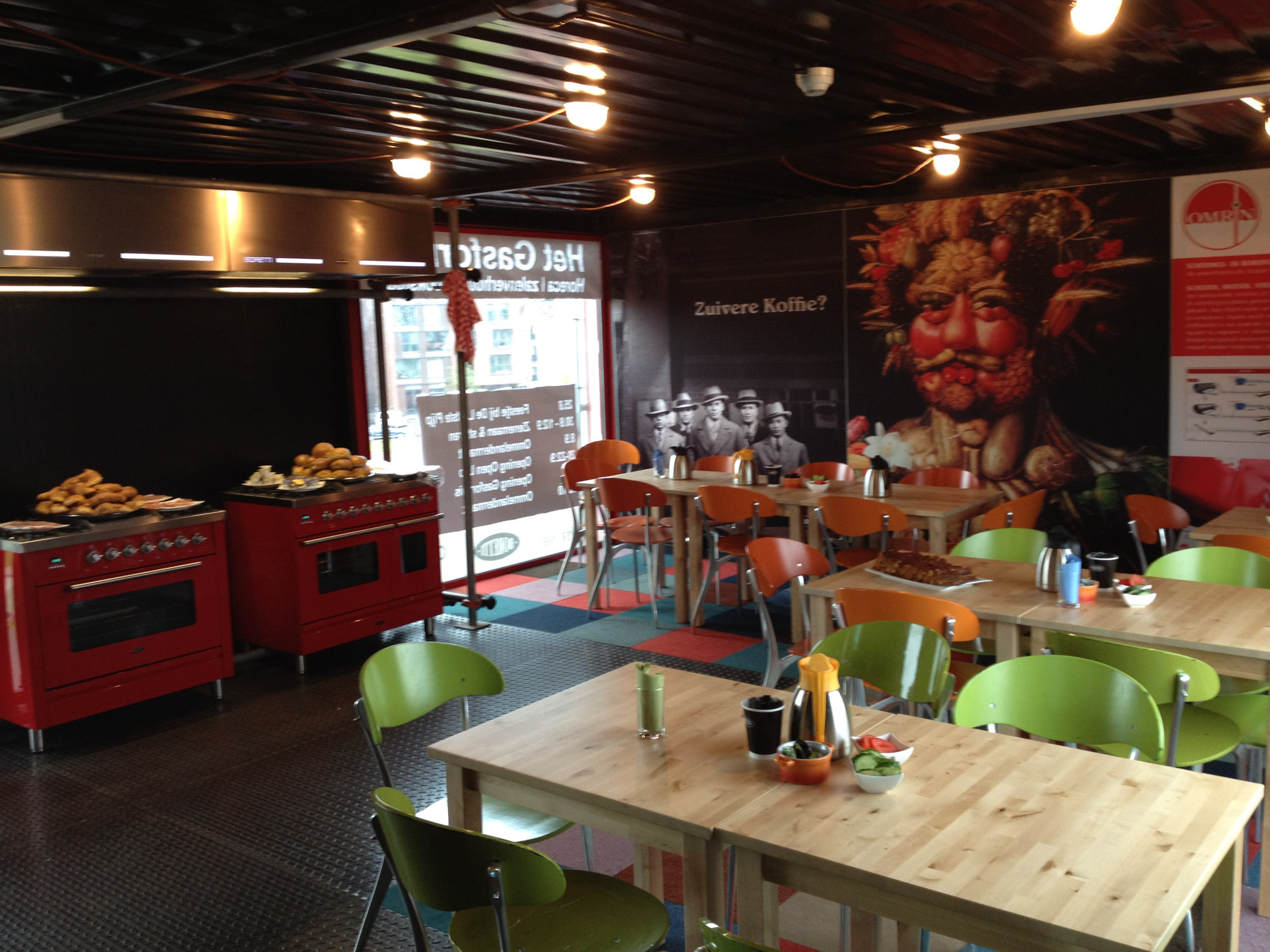 Mobiele Horeca, 12 zeecontainers, Groningen 2011