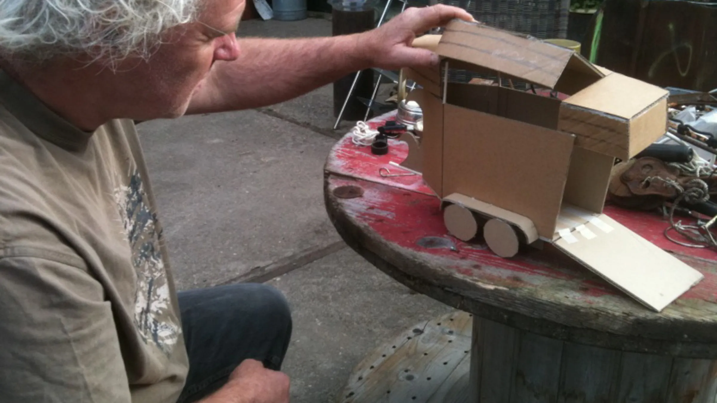 Voorstelling Miezemuis, Huis van Barm 2010